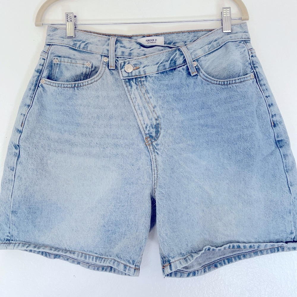 Jean Shorts F21 Crossover button/zipper